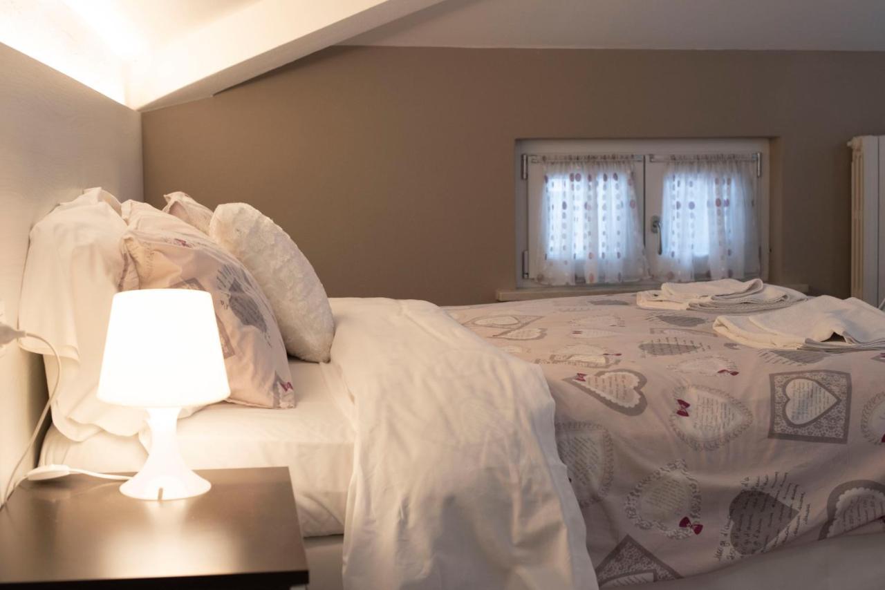 Bed Da Anna Hotel Peschiera del Garda Eksteriør billede