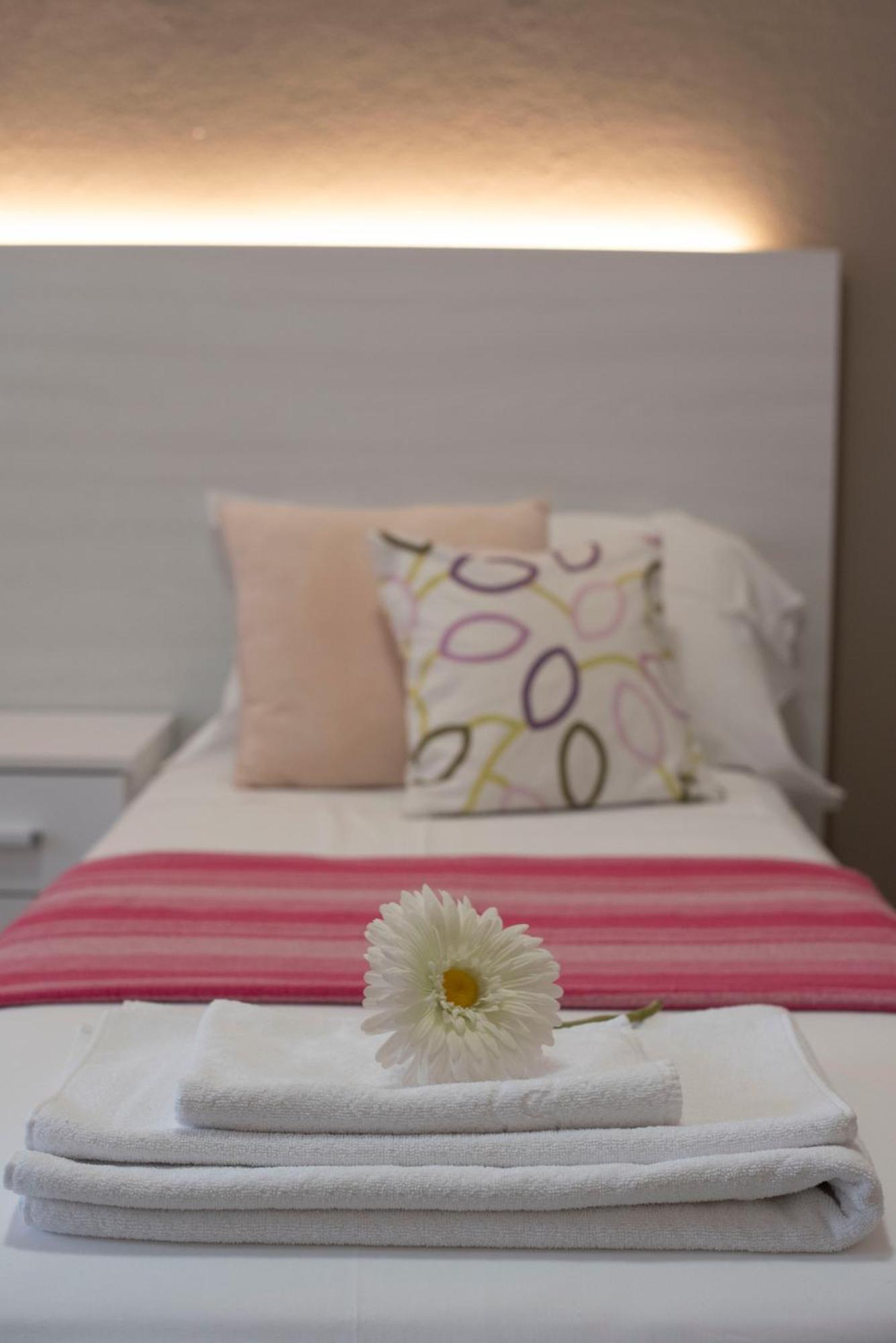 Bed Da Anna Hotel Peschiera del Garda Værelse billede